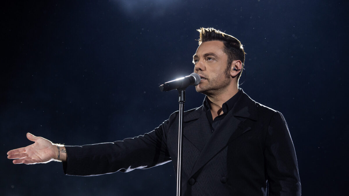 Tiziano Ferro, Ancona, 8 luglio 2023: la scaletta del concerto, orario e info biglietti