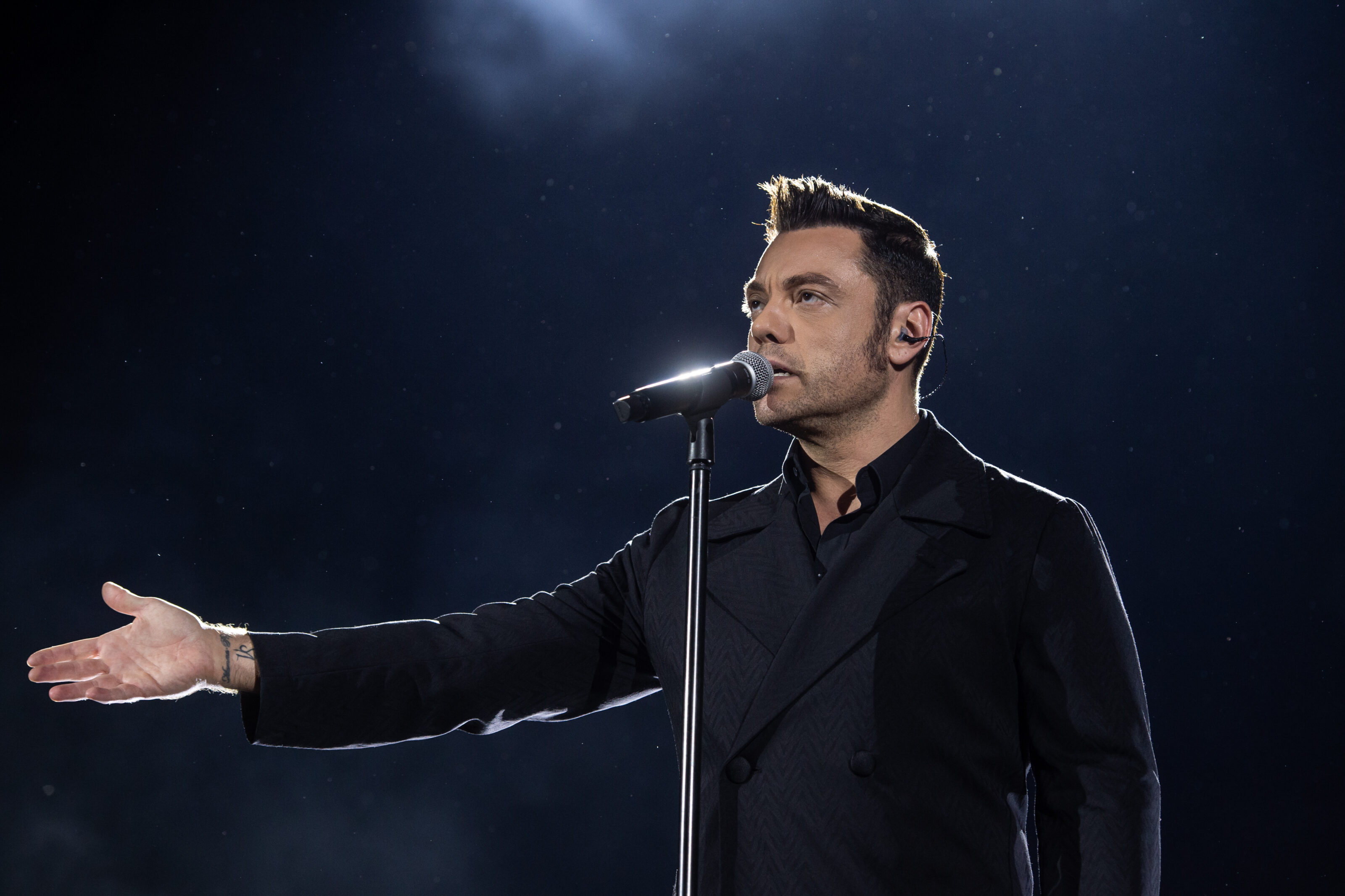 Tiziano Ferro, Ancona, 8 luglio 2023: la scaletta del concerto, orario e info biglietti