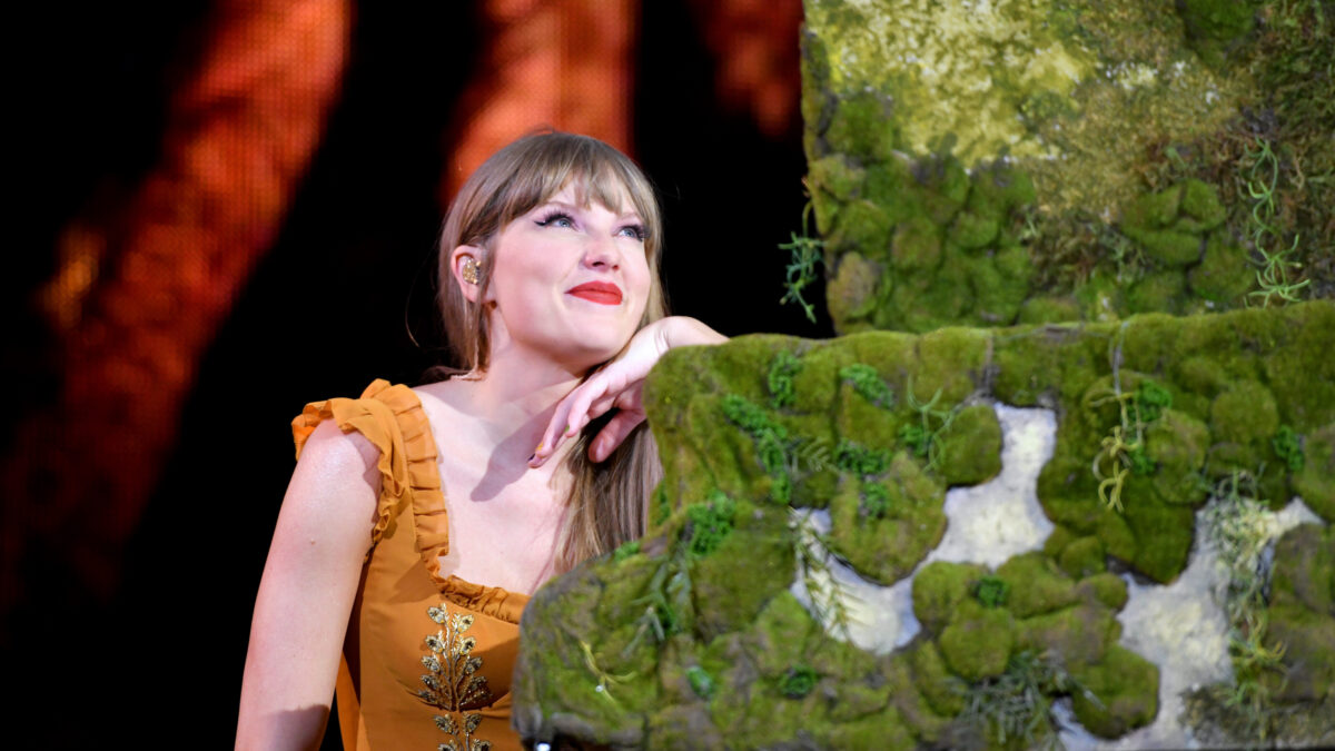 Taylor Swift conquista un altro record e batte Barbra Streisand
