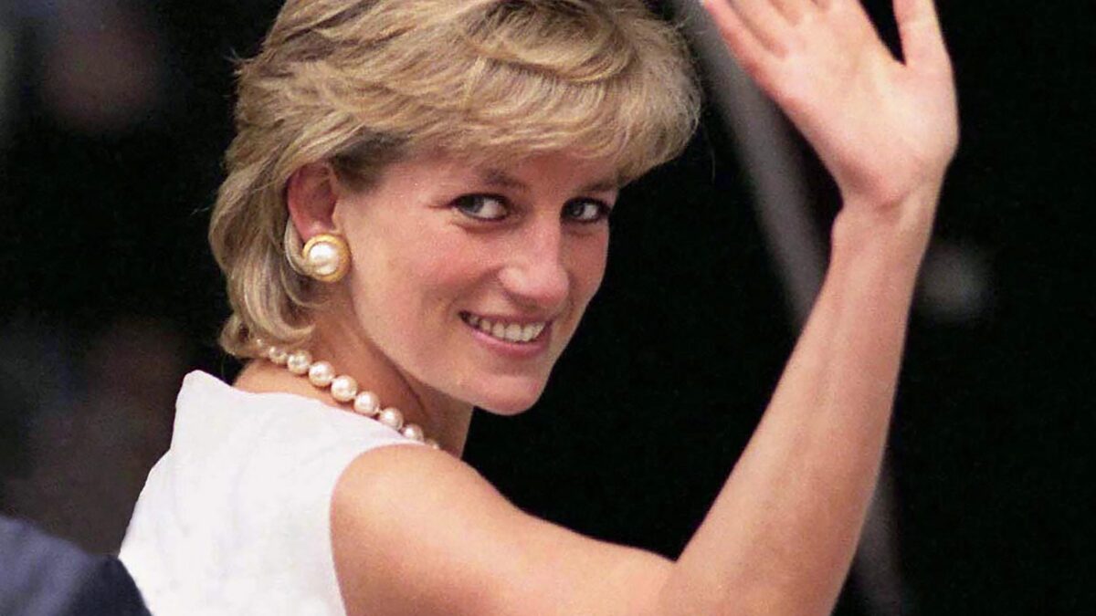 Royal Time, sabato sera a Buckingham Palace con Real Time