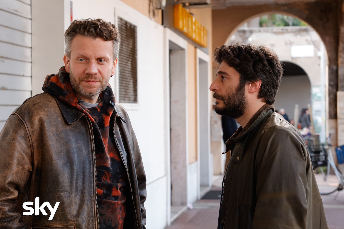 Un’estate fa reinventa il flashback (oltre la nostalgia) e regala la miglior interpretazione tv di Lino Guanciale: la recensione