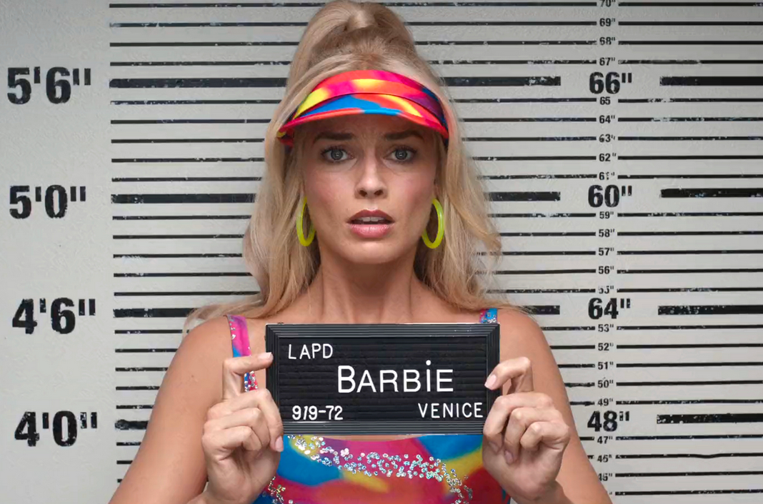 Barbenheimer: Warner Bros. Japan critica aspramente su Twitter l’hashtag che fonde i film Barbie e Oppenheimer