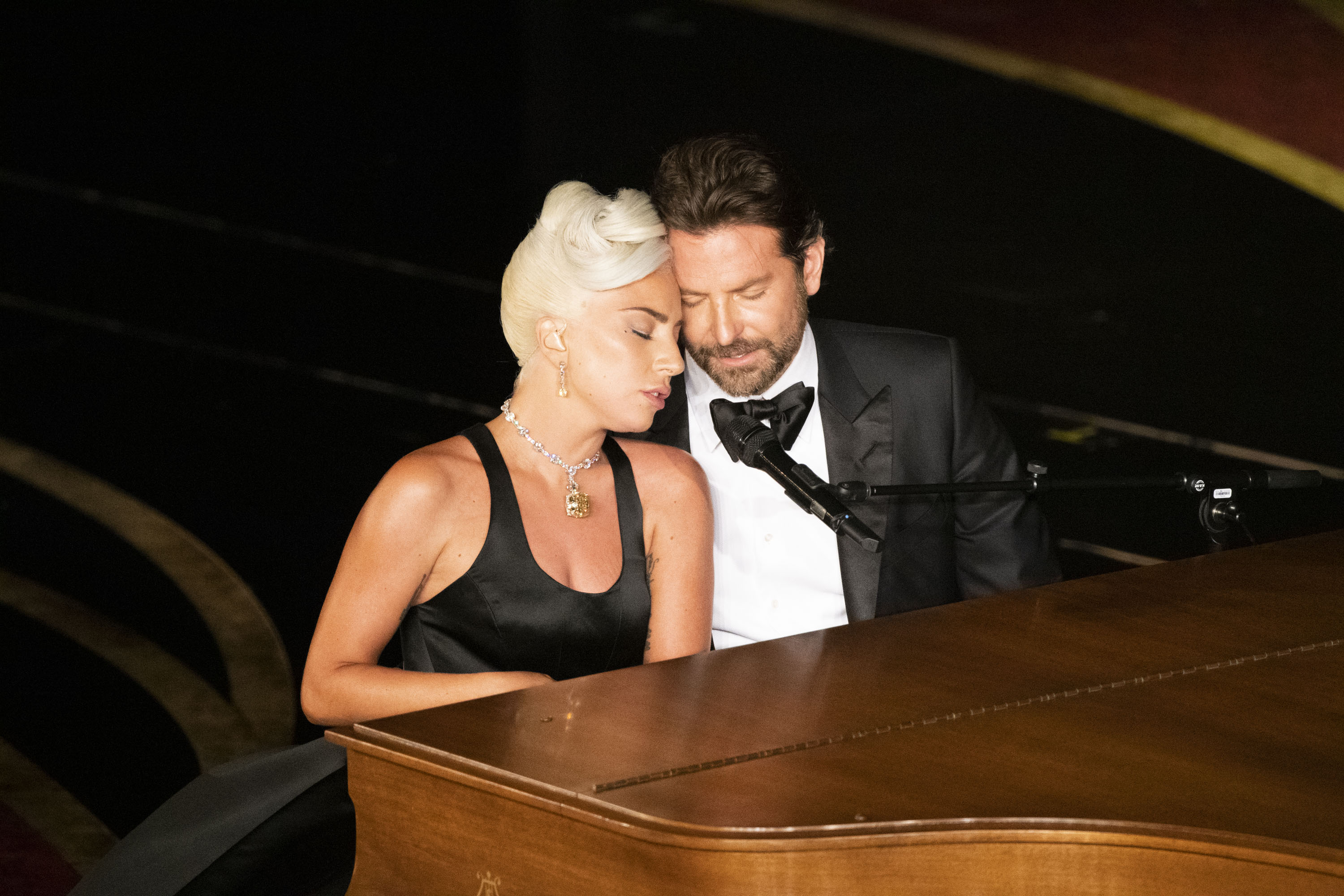 Bradley Cooper voleva usare “Joanne” di Lady Gaga per “A star is born”. Ma…