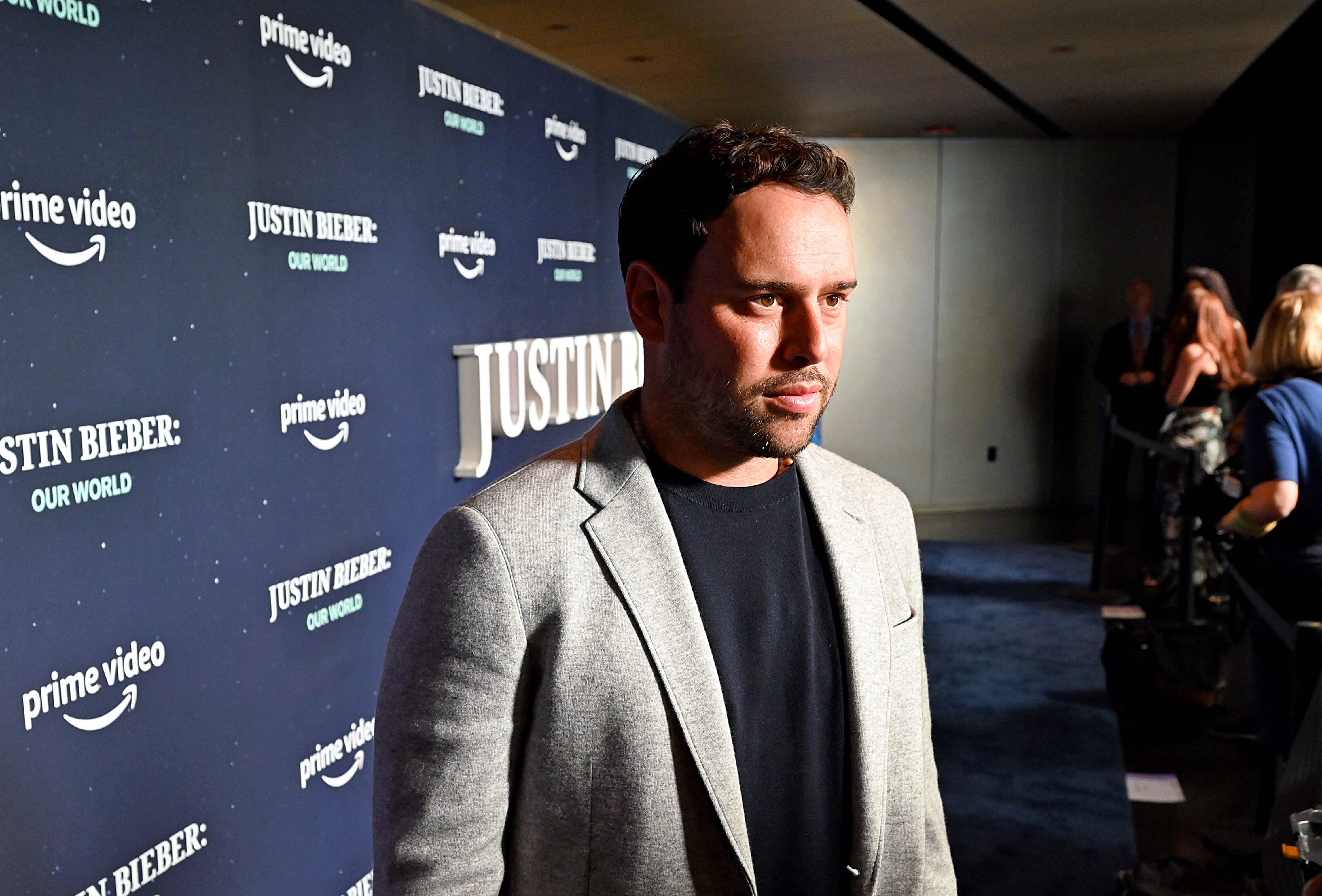 Demi Lovato, addio a Scooter Braun come manager: Ariana Grande e Justin Bieber restano