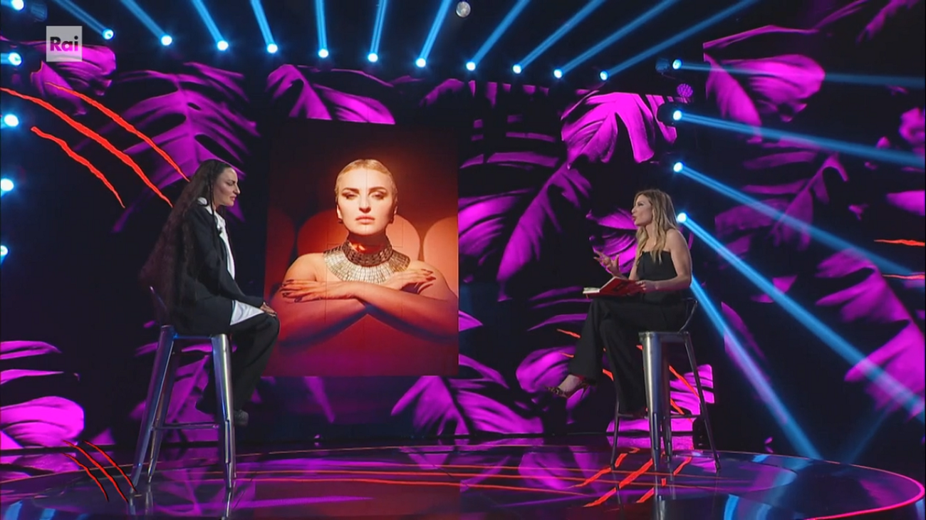 Arisa a Belve: “Non sono più un’icona gay? Ma che me frega!”. E su Paola Iezzi: “Non abbiamo fatto pace”