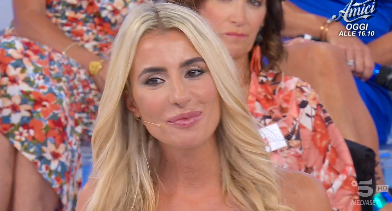Cristina Tenuta: chi è la dama del trono over di Uomini e Donne