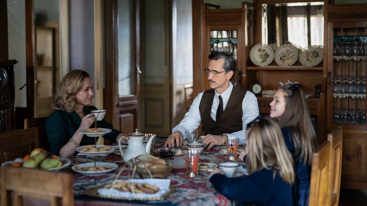 Ascolti tv domenica 15 ottobre 2023: Cuori 2 a 3 mln (15,2%), CTCF su Nove a 2,1 (10,5%)