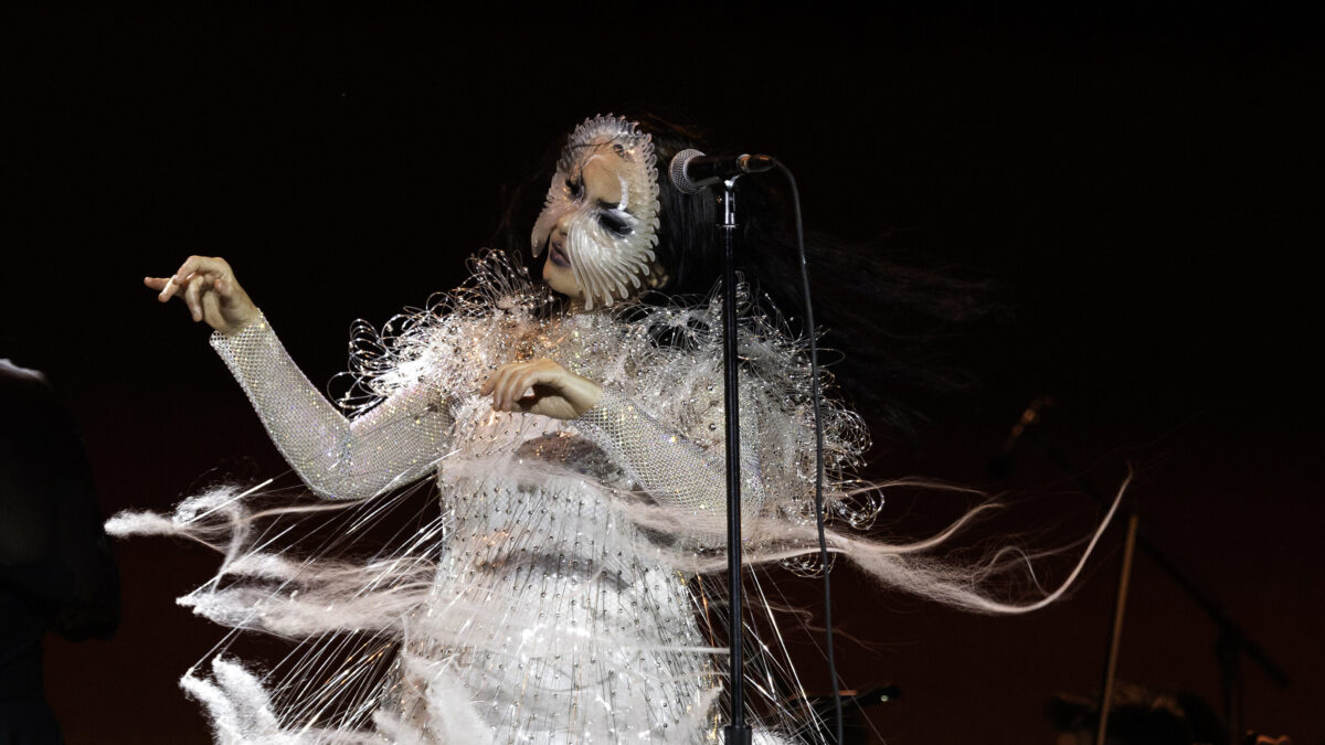 Bjork, Bologna, 23 settembre 2023: la scaletta del concerto, orario e info biglietti
