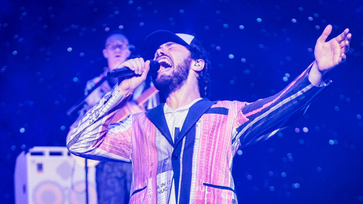 Pinguini Tattici Nucleari a Campovolo: il concerto che ha chiuso il trionfale tour negli Stadi (video)