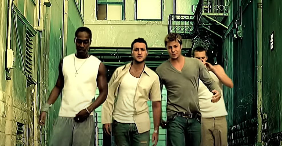 One Love, Blue: traduzione, testo, ascolta la canzone e guarda il video