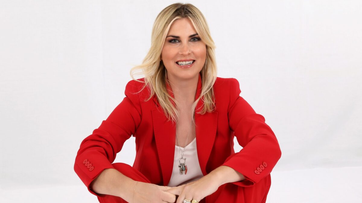 Federica De Denaro a TvBlog: “Con Ribelli ho trovato una nuova giovinezza. Volevo uscire dalla cucina”