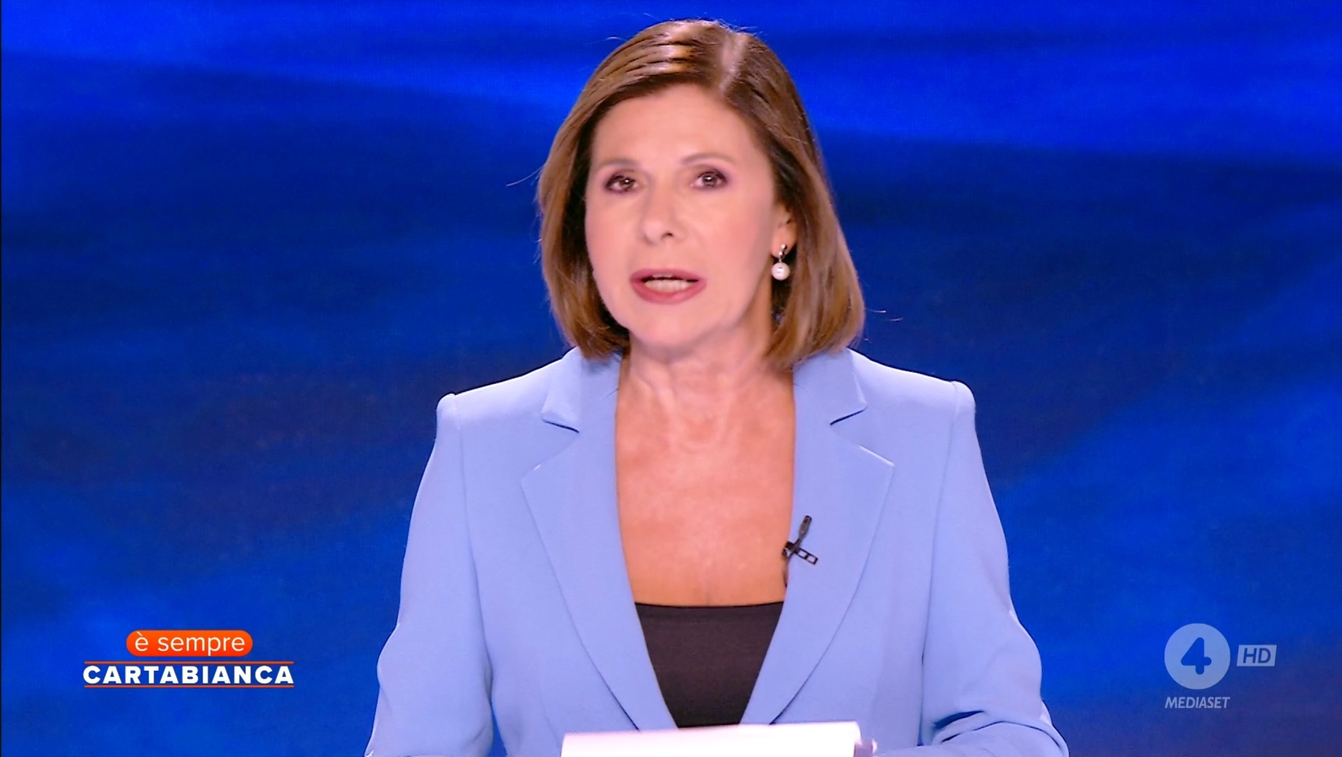 È sempre Cartabianca, nomen omen: Bianca Berlinguer porta su Rete 4 lo stesso programma di Rai 3 e non sbaglia