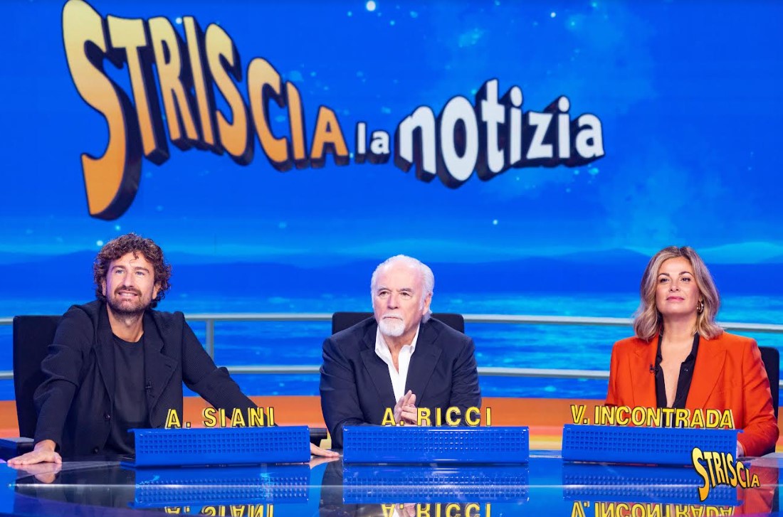 Striscia, Canale 5 replica a TvBlog: “E’ il nostro fiore all’occhiello. Fa più servizio pubblico di altre trasmissioni ispirate alla fortuna”