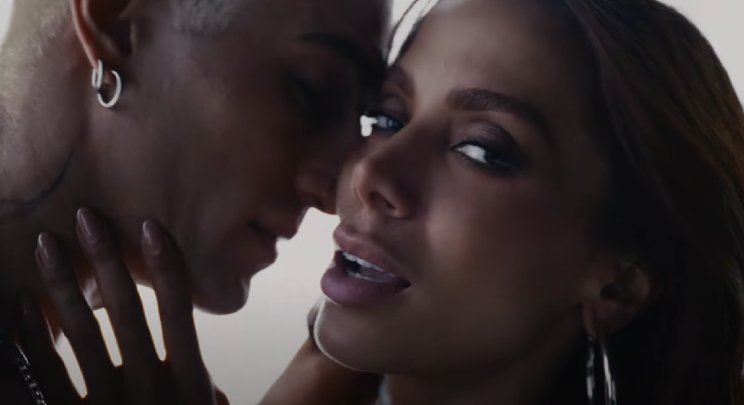 Mil Veces, Anitta: traduzione e testo (e nel video ufficiale c’è Damiano David dei Maneskin)