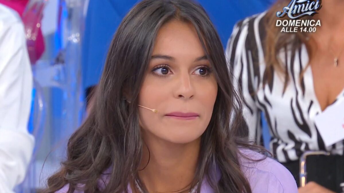 Beatriz D’Orsi, il commento su Facebook del 2021 contro Uomini e Donne