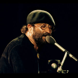 Roberto Serra Archive