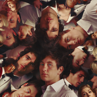 Festa di Roma, Saltburn trailer italiano e locandine del thriller con Barry Keoghan e Rosamund Pike
