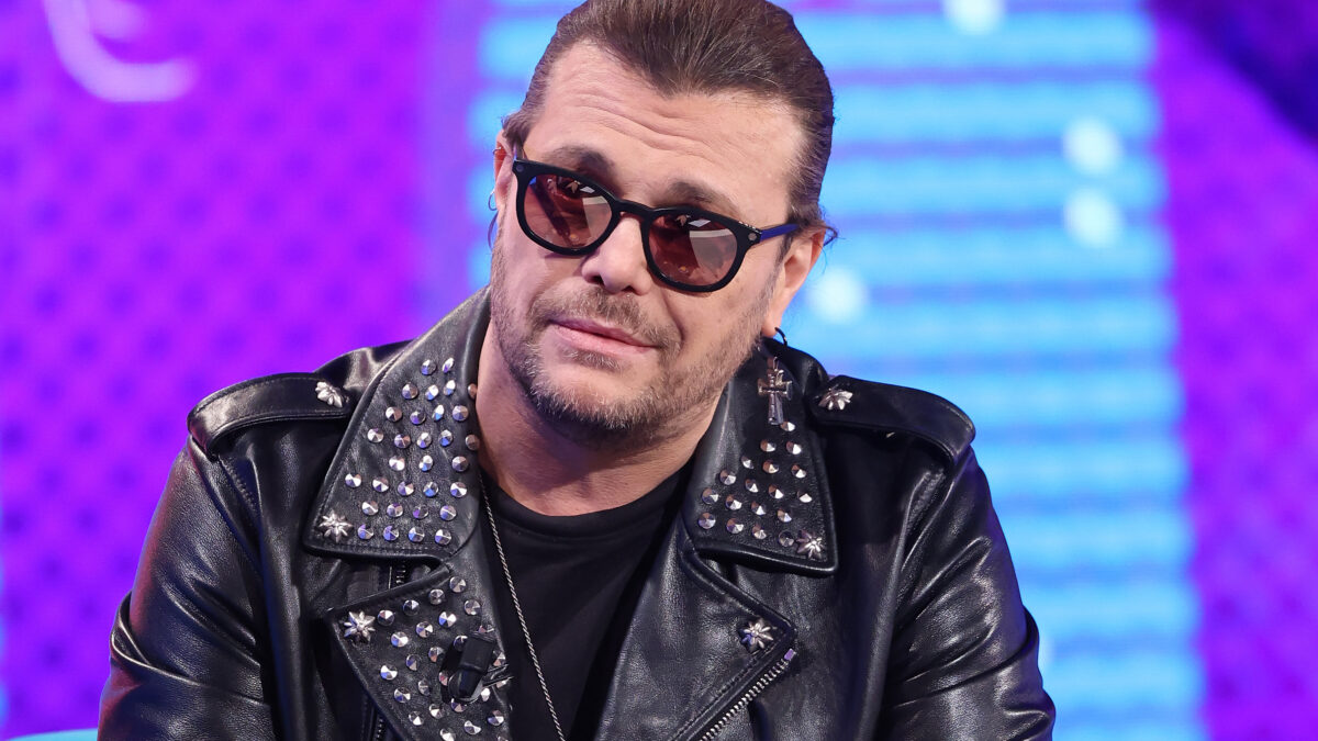 Lutto per Gianluca Grignani, è morto il padre del cantante