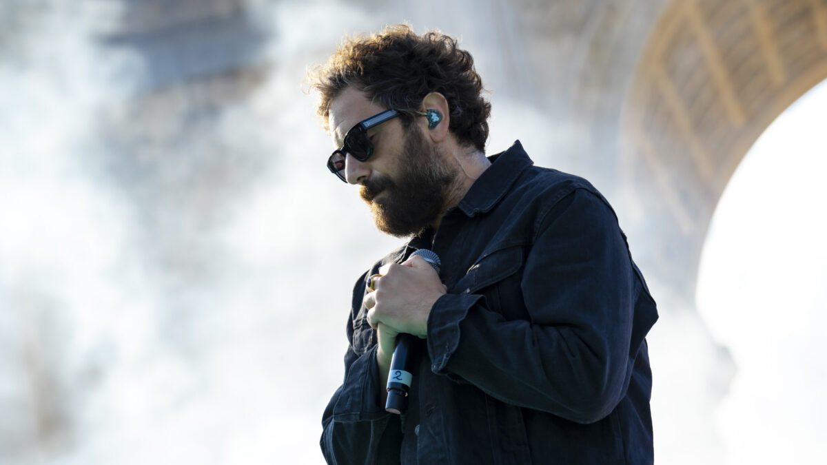 La scaletta di Tommaso Paradiso in concerto a Torino: orario e info dell’ultimo live di Tommy 2023