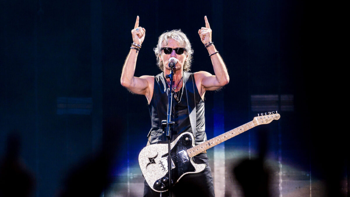 La scaletta di Ligabue in concerto a Bari: anticipazioni, orario e info