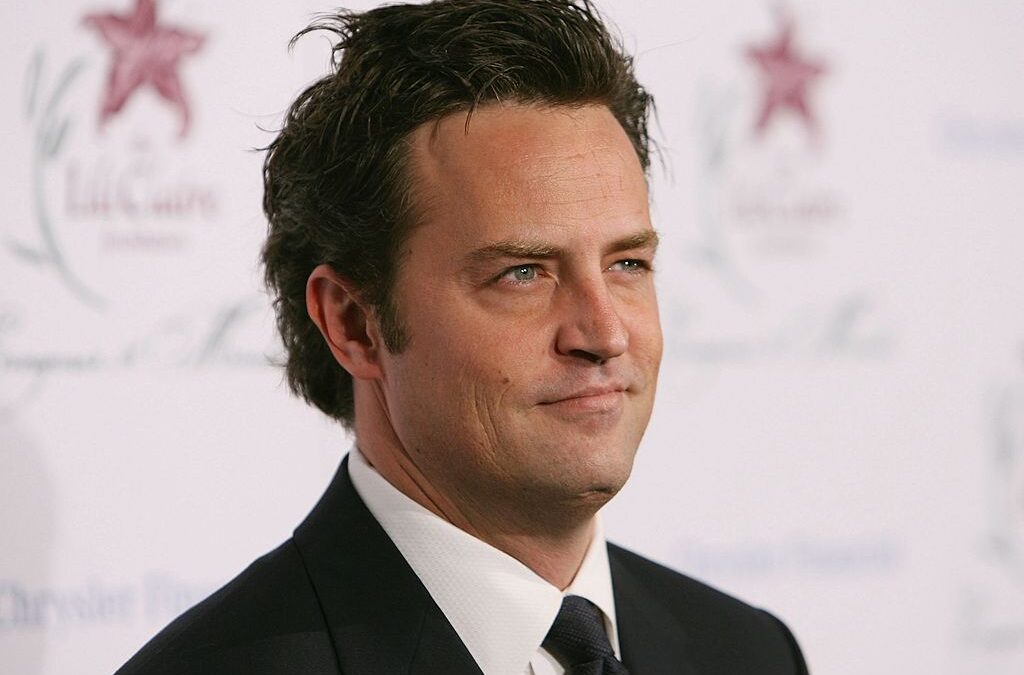 Morto l’attore di ‘Friends’ Matthew Perry: le ultime notizie