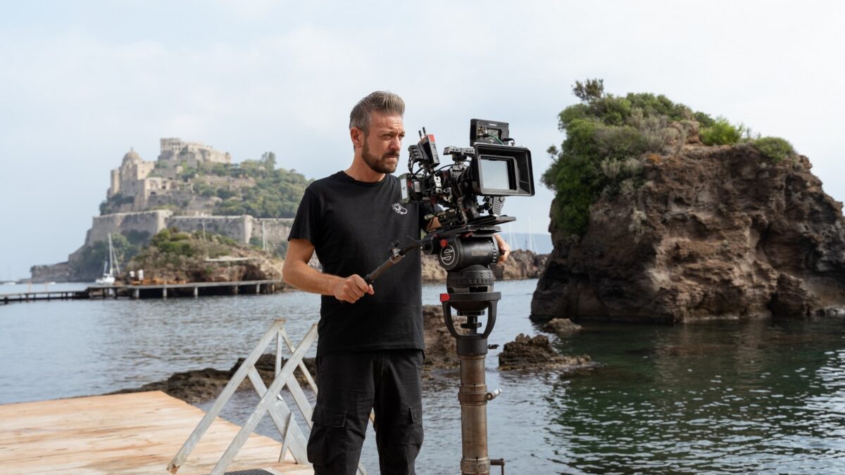 Il mio regno per una farfalla: riprese al termine per il nuovo film di Sergio Assisi con Tosca D’Aquino e Giobbe Covatta