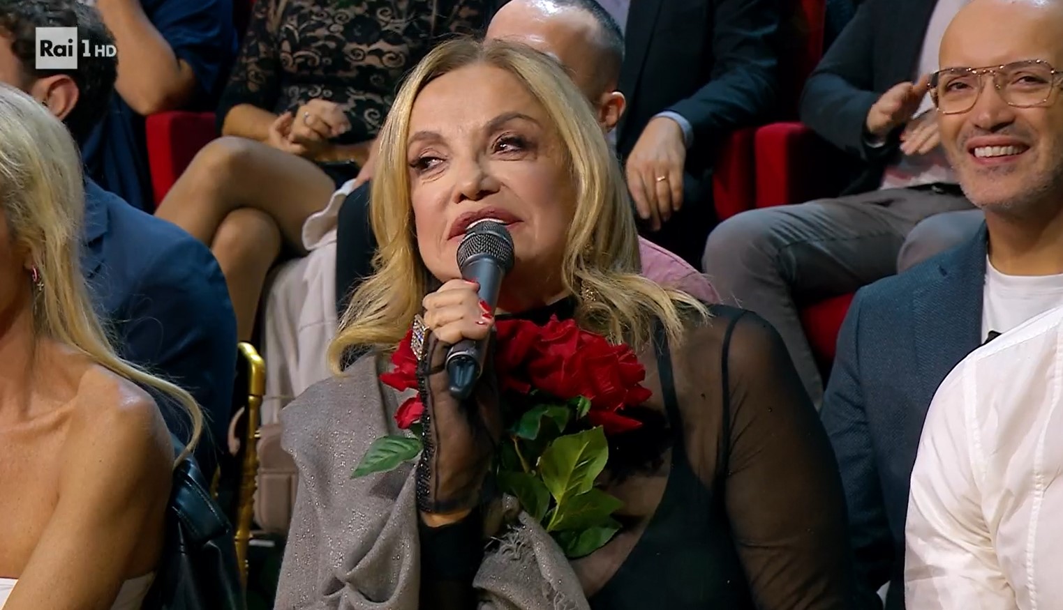 Ballando con le stelle 2023, lite Selvaggia Lucarelli e Simona Izzo: “Il concorrente è Ricky Tognazzi ma ci sono anche io”