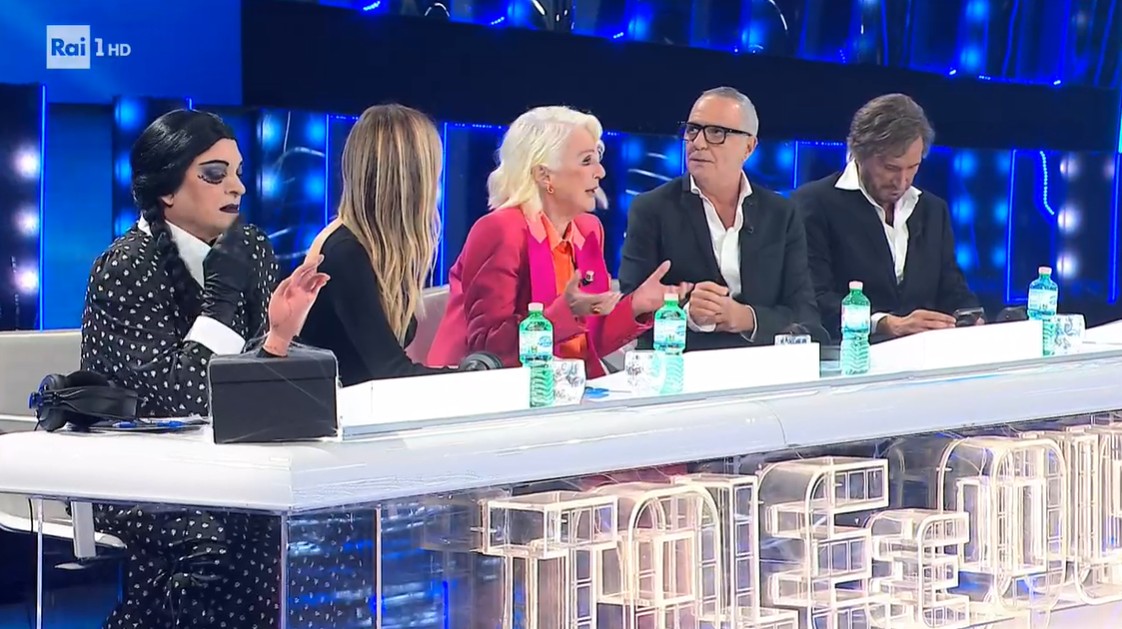 Ascolti tv venerdì 27 ottobre 2023: Tale e Quale Show a 3,7 mln (28%), Anche se è amore non si vede a 1,8 mln (10%)