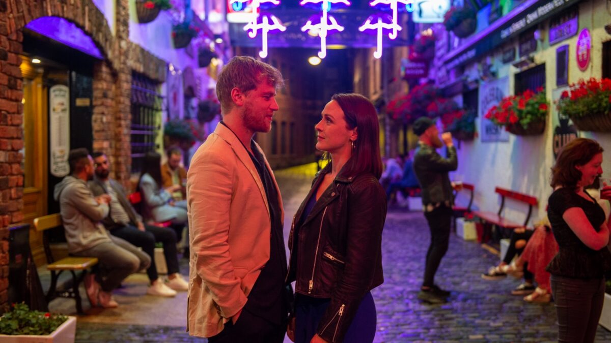The Lovers su Sky e NOW, una rom-com sfacciata, scorretta e perfettamente contemporanea :trama, cast e recensione