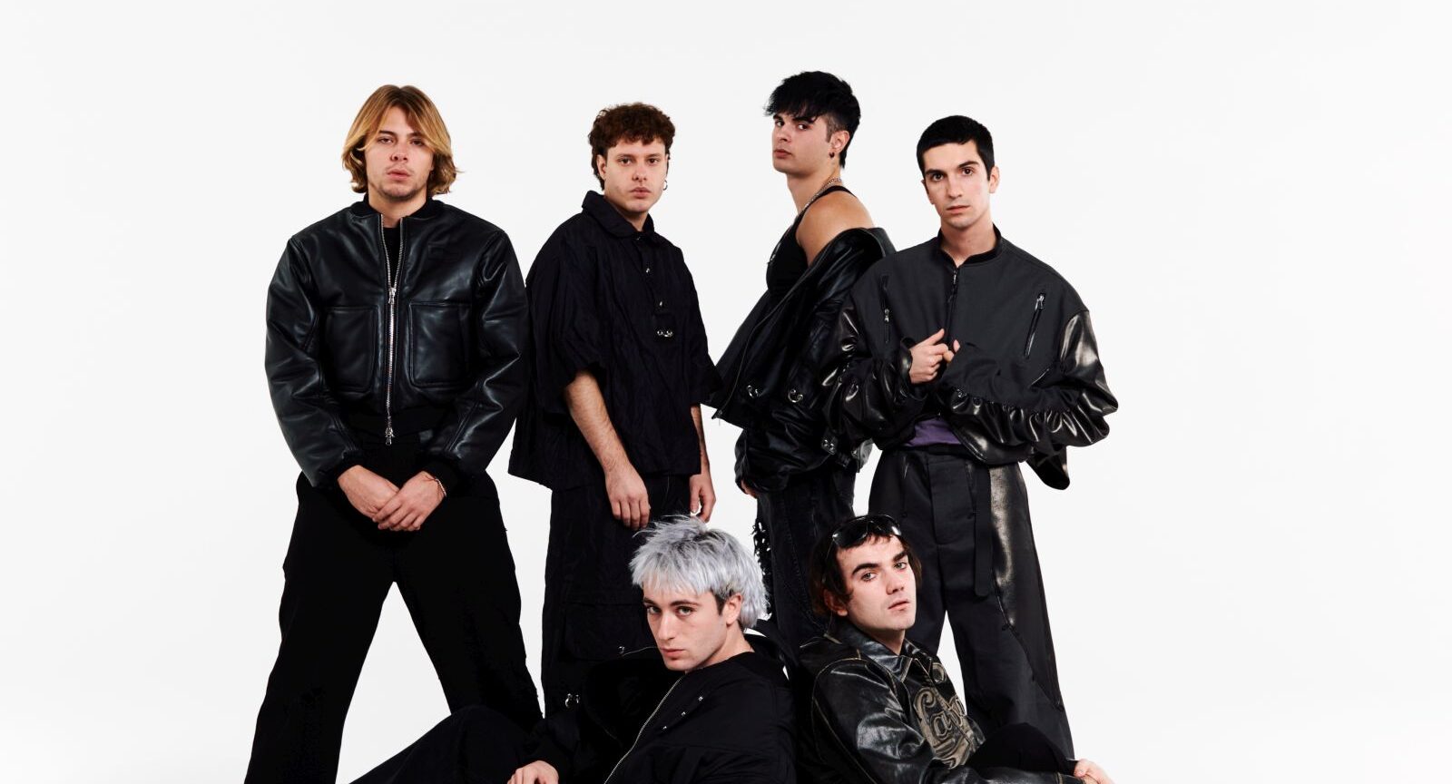 Governo Punk, bnkr44: testo e significato, ascolta la canzone di Sanremo 2024 (video)