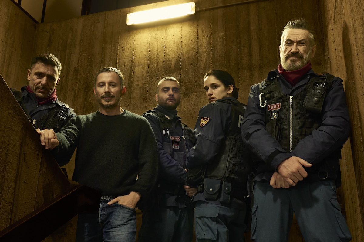 Netflix annuncia A.C.A.B. – La serie: le prime informazioni su trama e cast