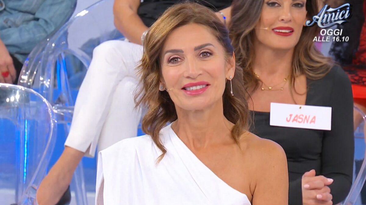 Barbara De Santi: chi è la dama del trono over di ‘Uomini e Donne’