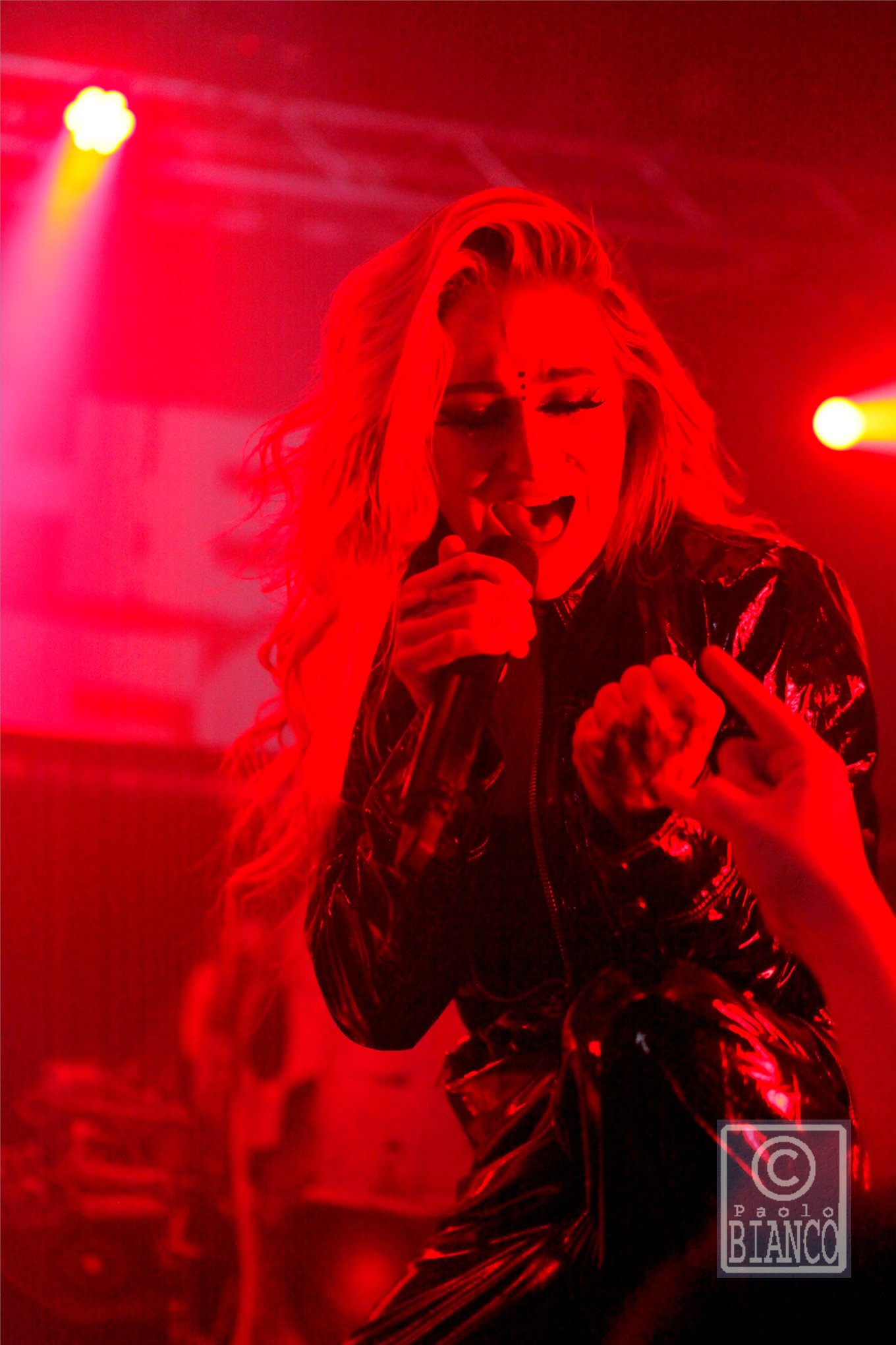 fear factory butcher babies milano heidi