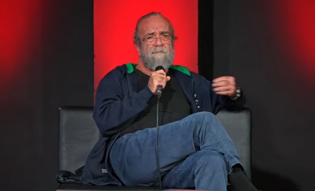 Giobbe Covatta: “Costanzo per me è stato uno zio. Era di una simpatia sfrenata e di una cattiveria…”