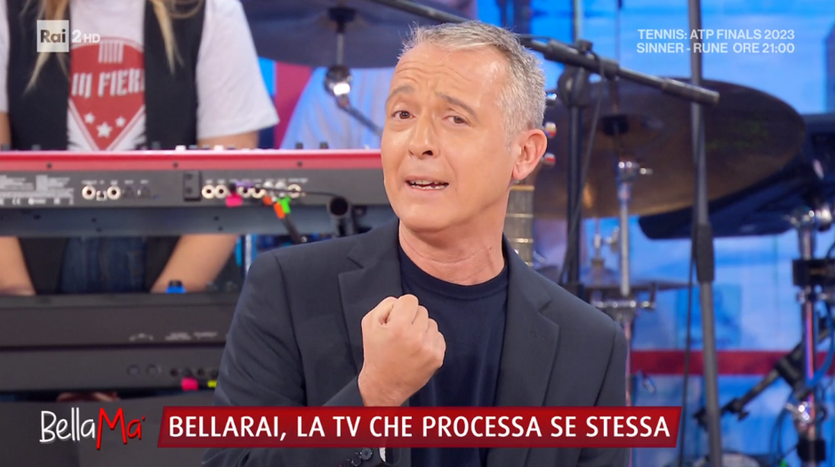 Gaffe in diretta tv e come gestirle: Diaco si scusa, Michielin no (VIDEO)