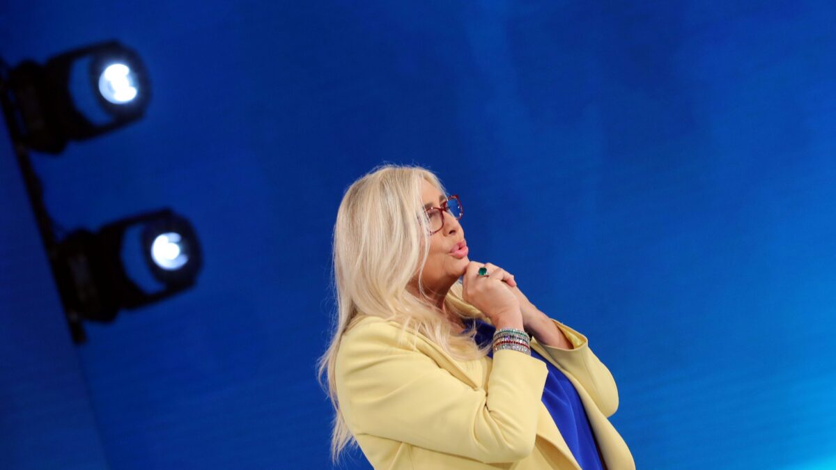 Domenica In, Mara Venier non va in onda: ha il Covid