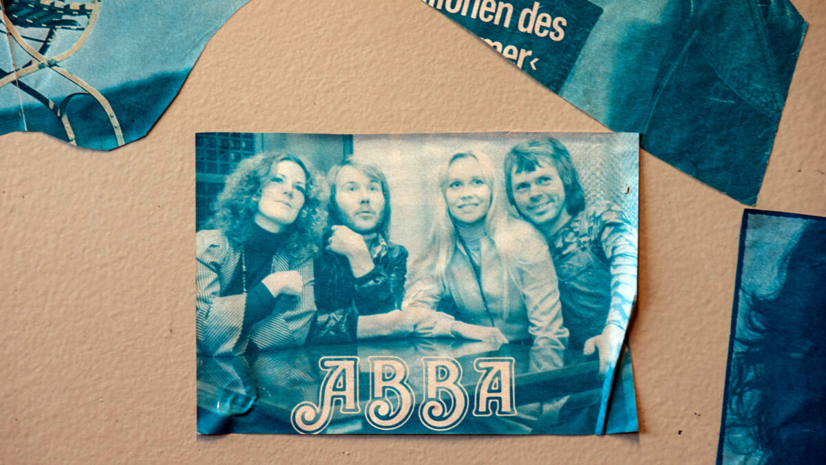 22 novembre, Accadde oggi, Almanacco di Musica: Vasco Rossi, Tiziano Ferro, ABBA e Alanis Morissette tra i protagonisti