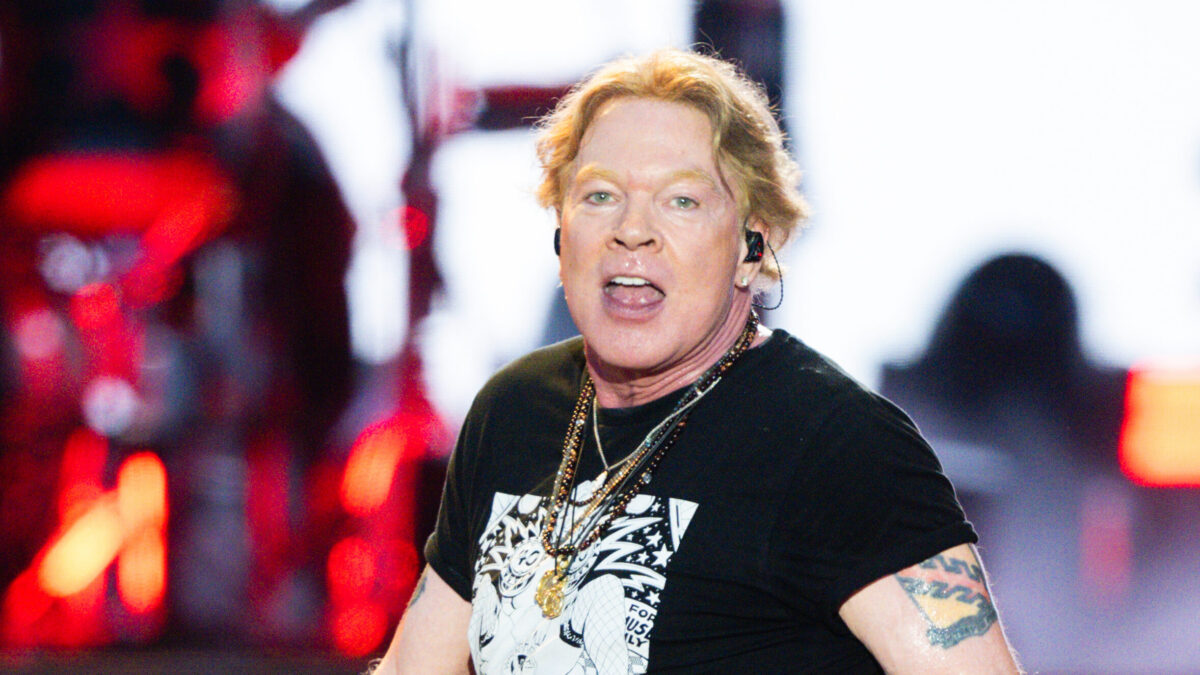 Significato e traduzione di The General dei Guns N’ Roses: ascolta la canzone live (video)