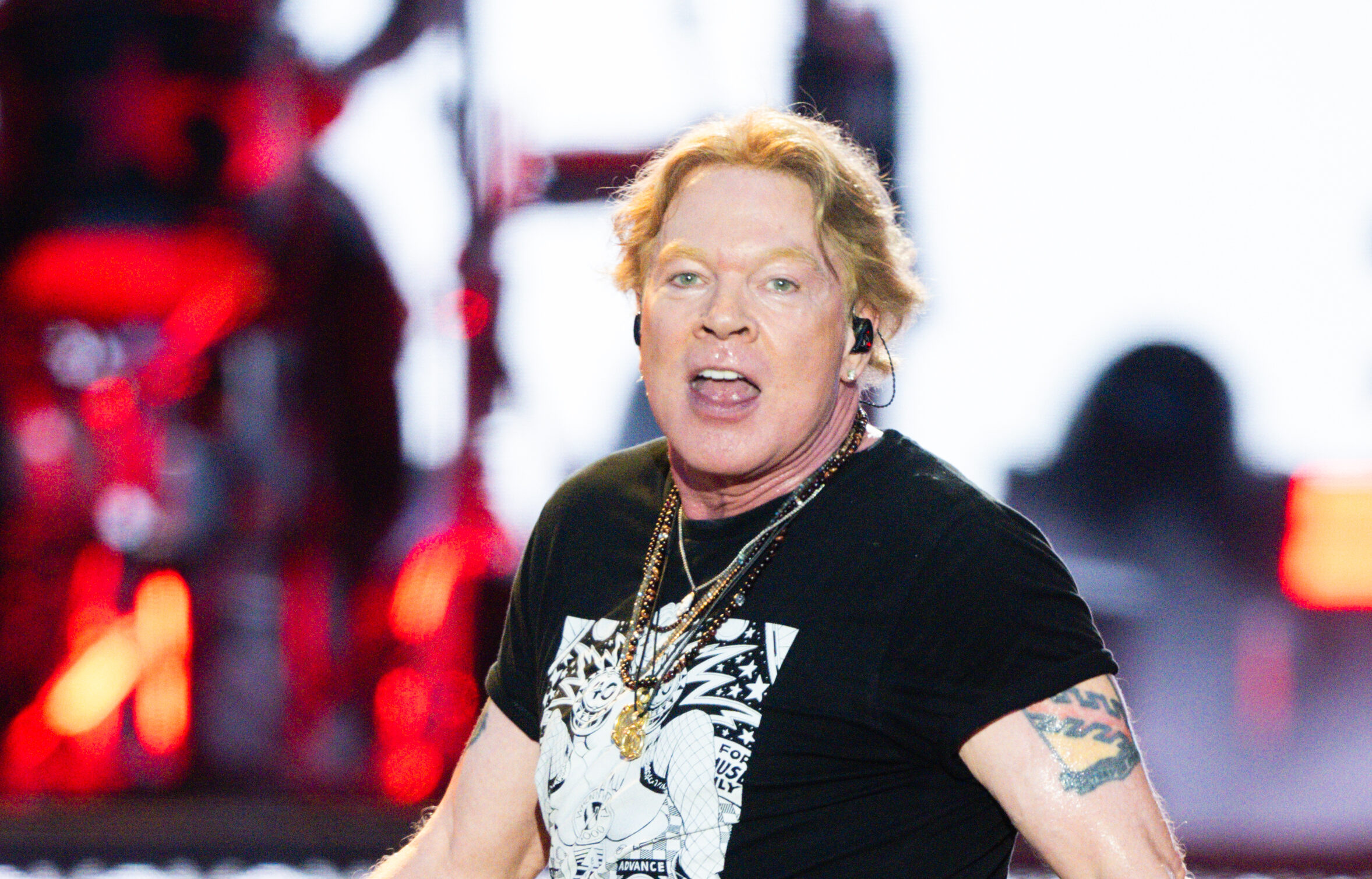 Significato e traduzione di The General dei Guns N’ Roses: ascolta la canzone live (video)