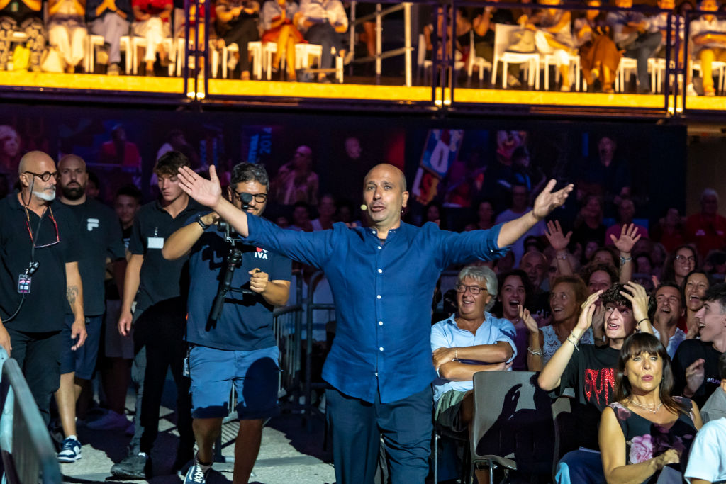 Ascolti tv martedì 14 novembre 2023: Amore + IVA a 3,5 mln (19%), Circeo a 2,6 mln (14%), Sinner – Djokovic a 2,5 mln (15%)
