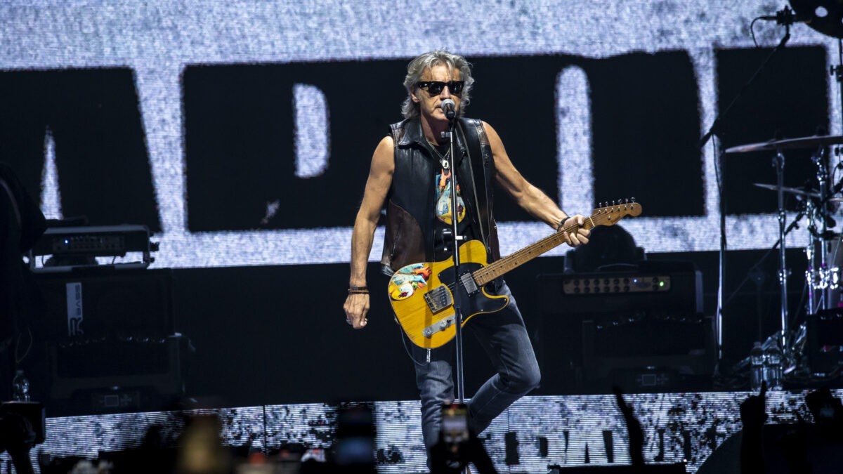 Concerto 16 novembre 2023, Ligabue a Livorno: scaletta, orario e biglietti