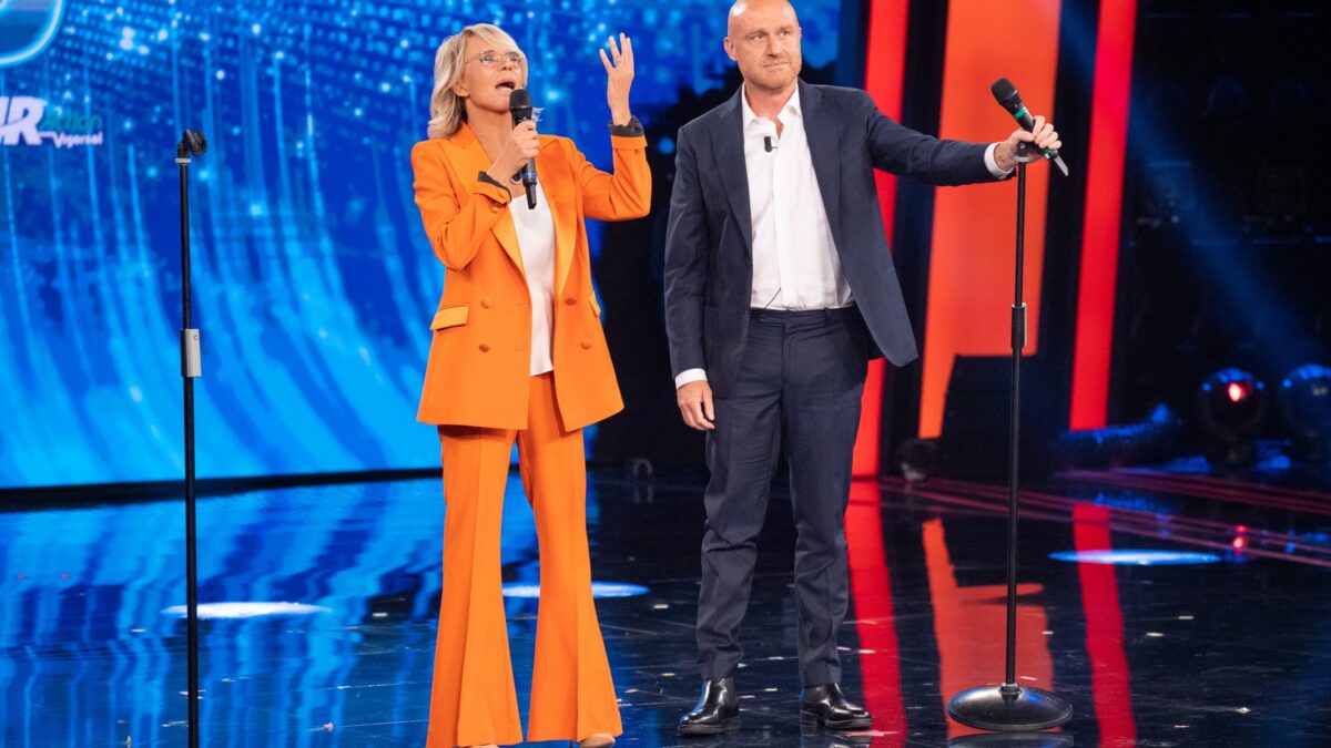 Ascolti tv sabato 4 novembre 2023: Tu si que vales 3.8mln (27.9%), Ballando con le stelle 3mln (22.4%)