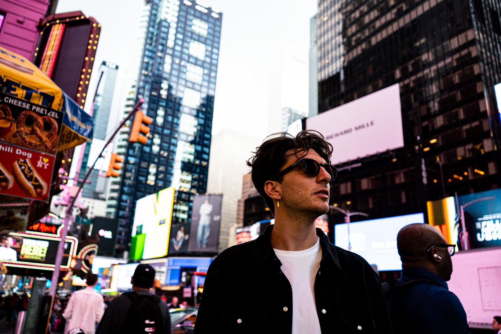 New York Solo Andata: trailer del docufilm di Davide Ippolito (Su Prime Video dal 24 novembre)