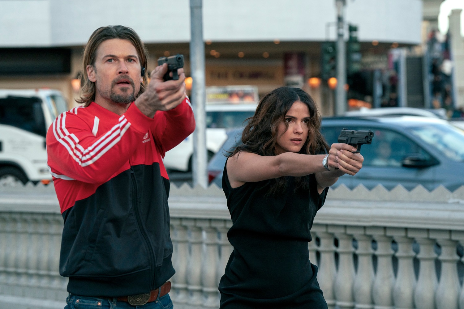 Obliterated su Netflix: Una Notte da Leoni incontra Fubar… Recensione, trama e cast della serie