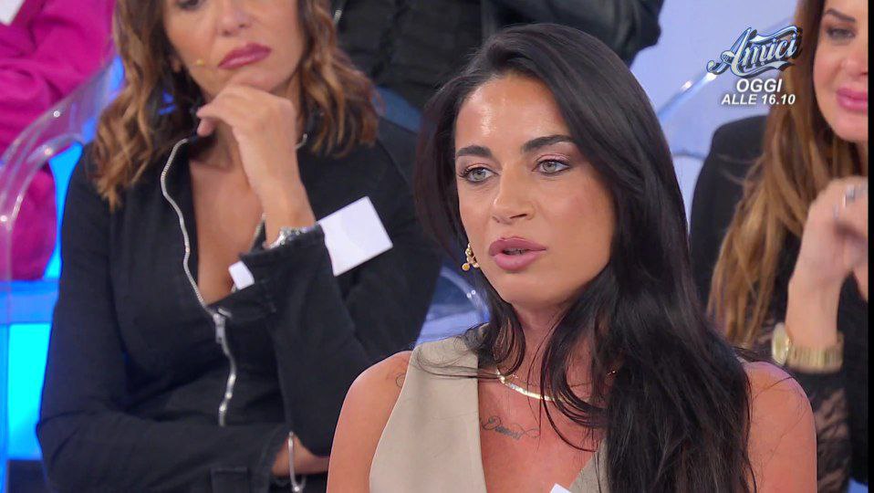 Manuela P.: chi è la nuova dama del trono over di Uomini e Donne