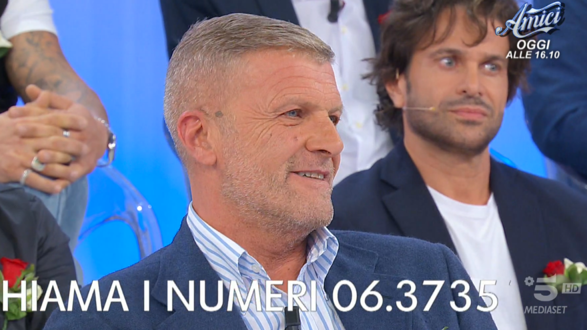 Uomini e Donne, puntata 14 novembre 2023: Riccardo esce con Renata, discussioni tra Alessio e Claudia