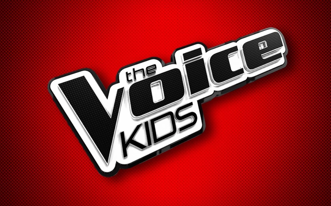 Ascolti tv venerdì 8 dicembre 2023: The Voice Kids a 3,8 mln (22,7%), Ciao Darwin a 3,3 mln (21,7%)