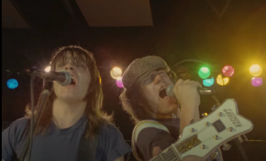 Traduzione e significato di “You shook me all night long” degli AC/DC