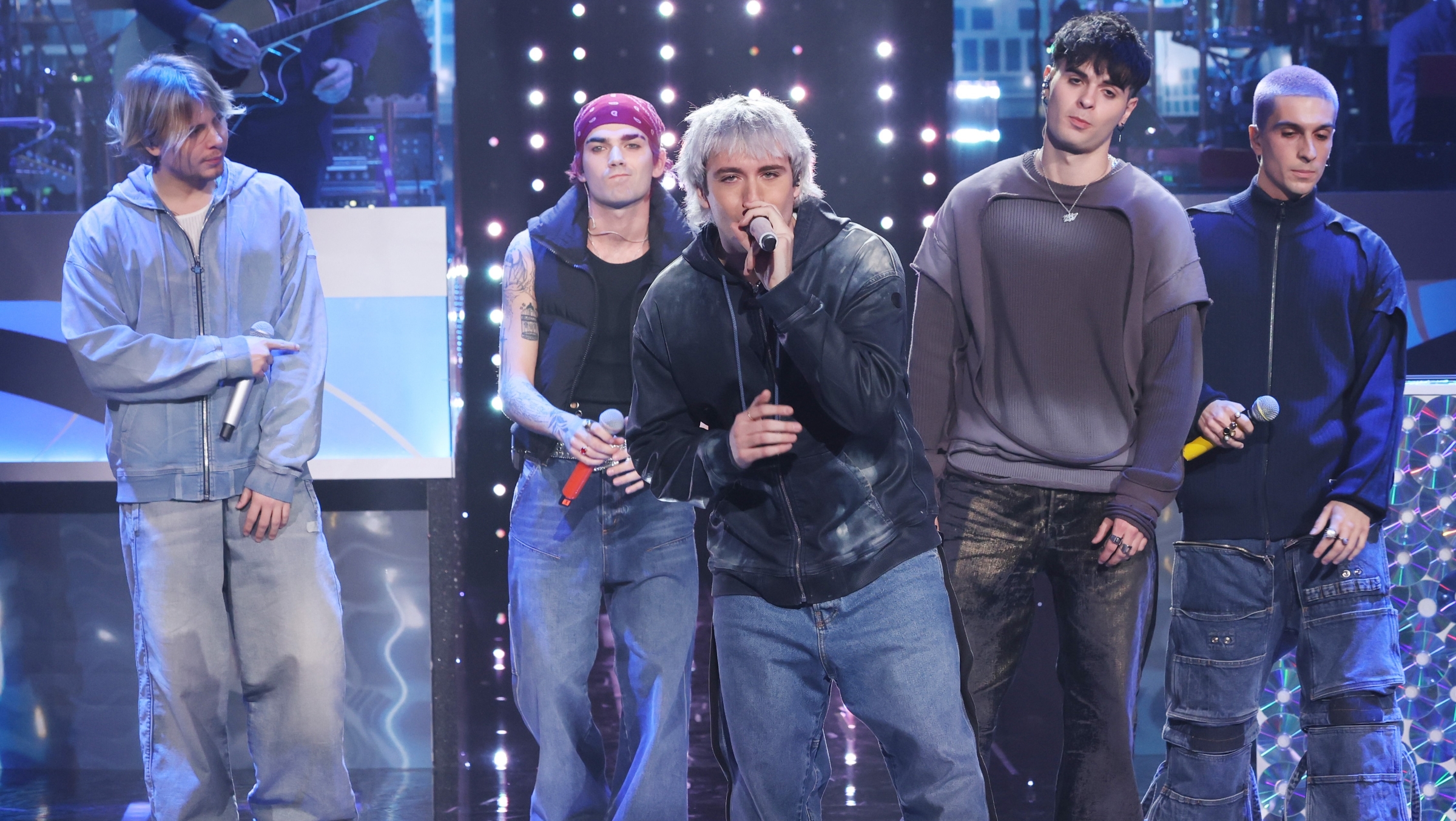 bnkr44 in gara a Sanremo 2024 con Governo punk