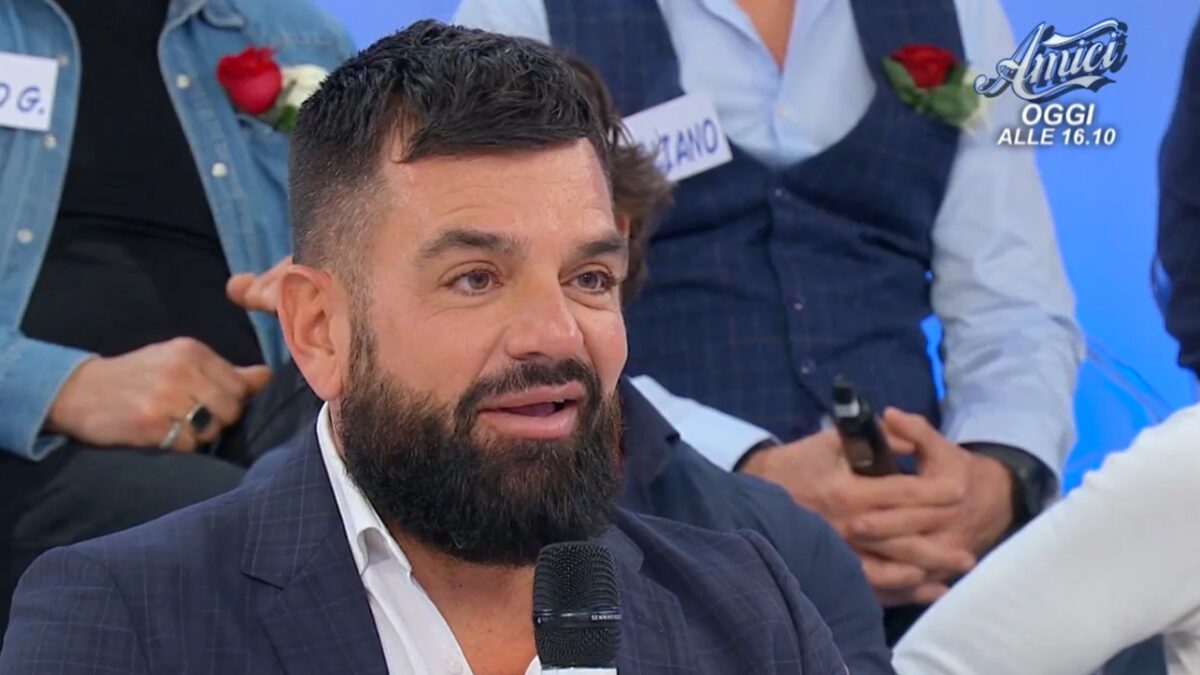 Uomini e Donne: chi è Federico Castello il cavaliere di Barbara De Santi